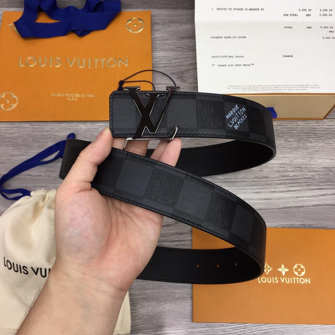 Louis Vuitton Reversible Belt  40mm - DopestKickz