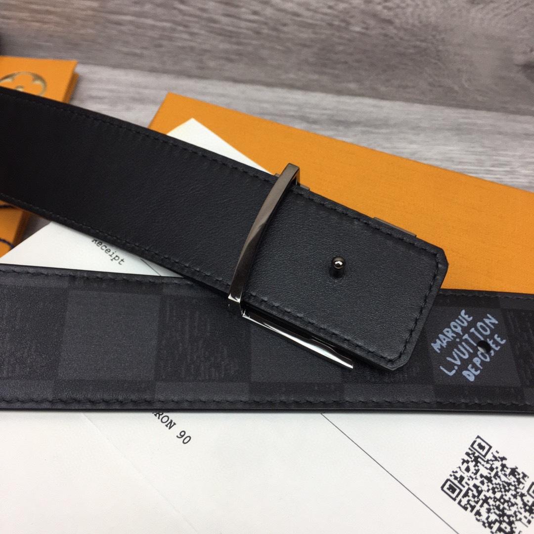 Louis Vuitton Reversible Belt  40mm - DopestKickz