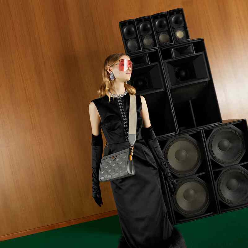 Gucci GG Matelassé Small Bag(26*17.5*8cm) - DopestKickz