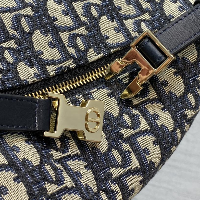 Dior Medium Diortravel Nomad Pouch - DopestKickz