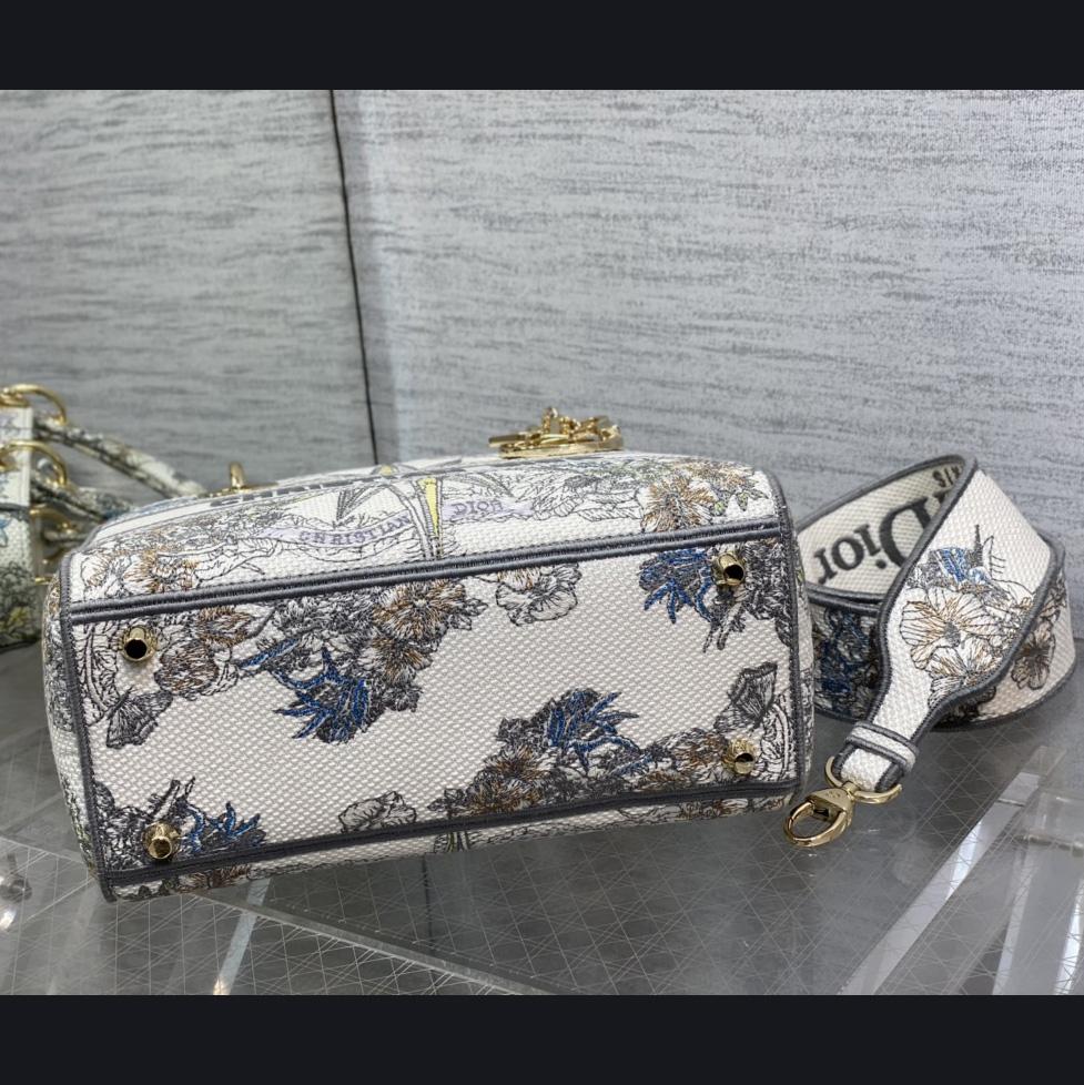 Dior Medium Lady D-lite Bag - DopestKickz