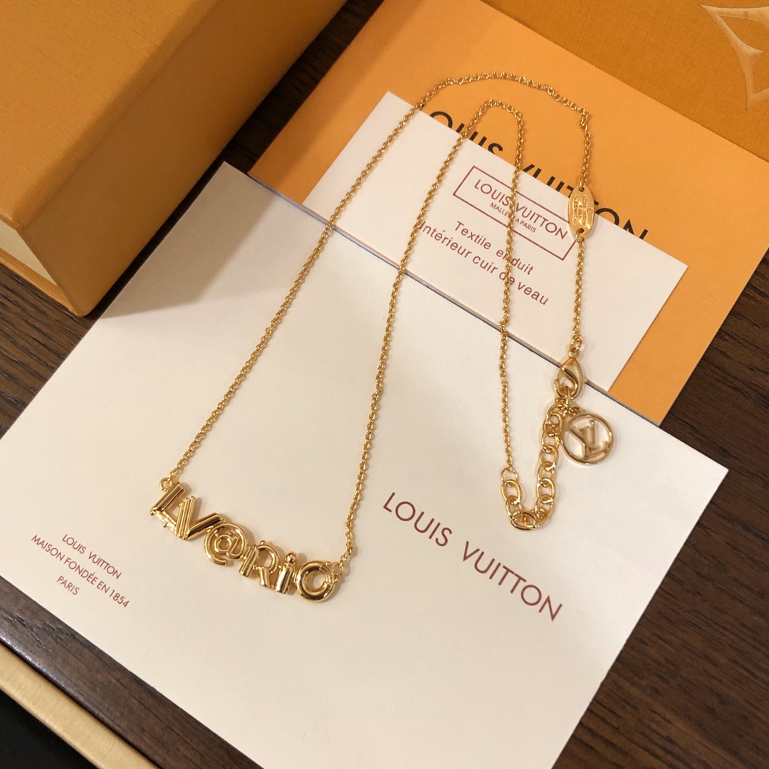 Louis Vuitton Essential V Necklace - DopestKickz