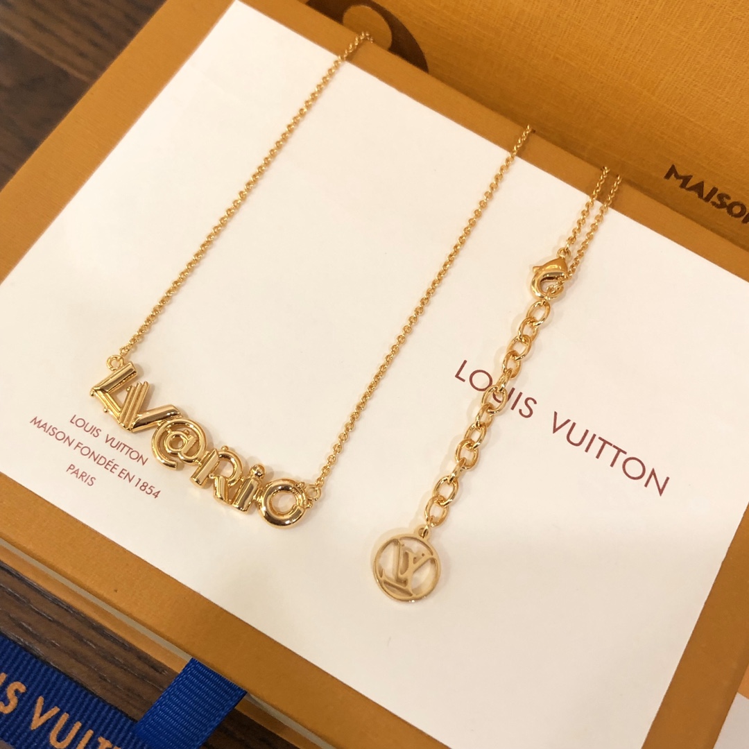 Louis Vuitton Essential V Necklace - DopestKickz