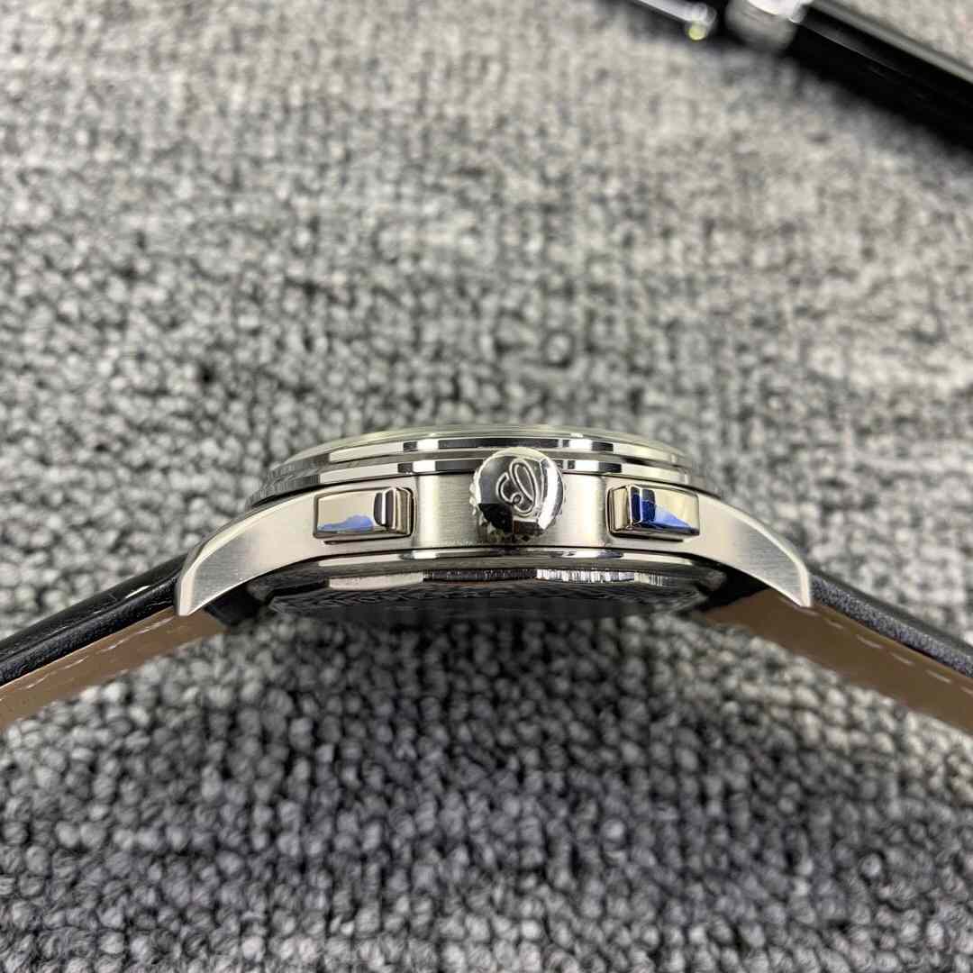 Breitling Watch - DopestKickz