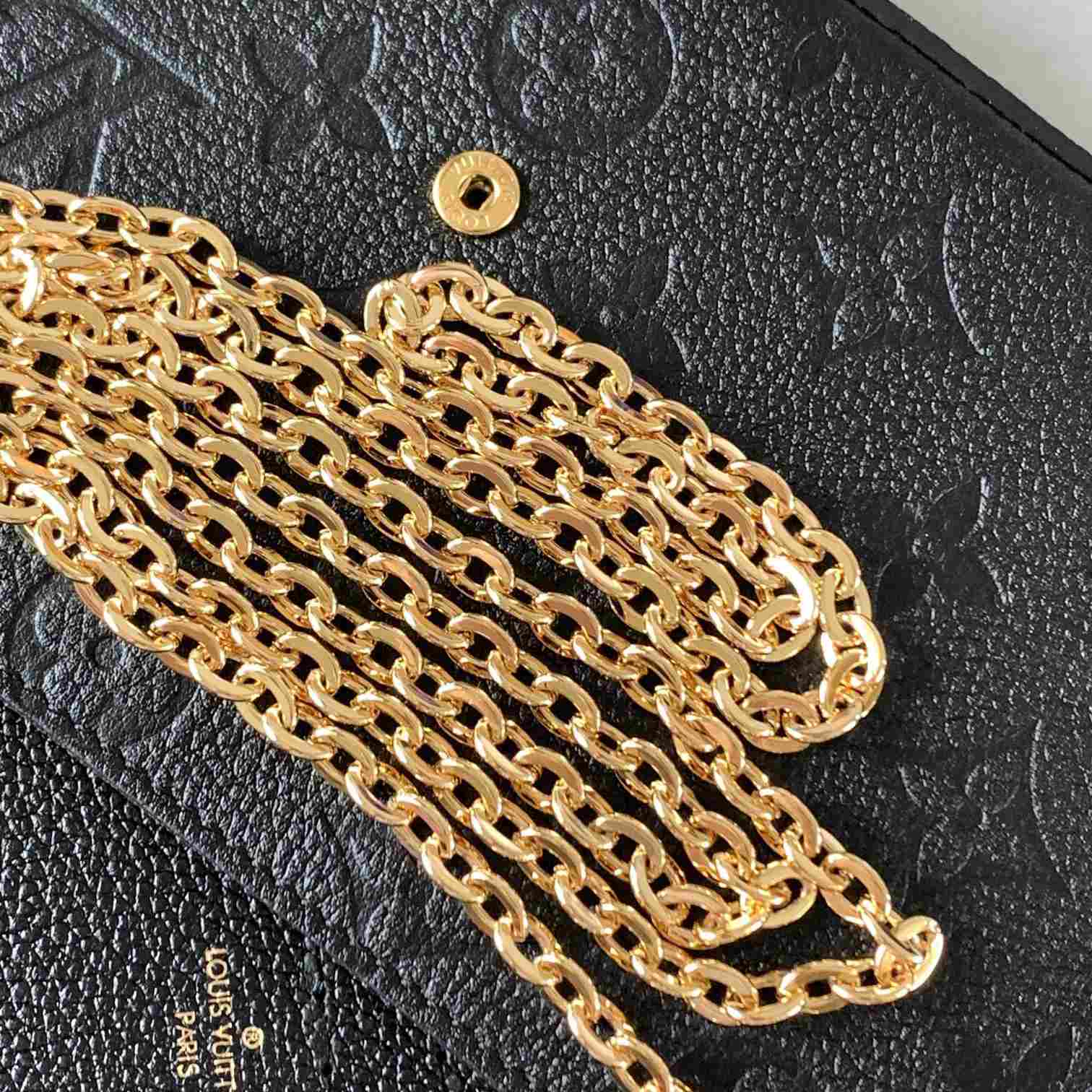 Louis Vuitton Félicie Pochette (21 x 12 x 3cm)   M64064 - DopestKickz