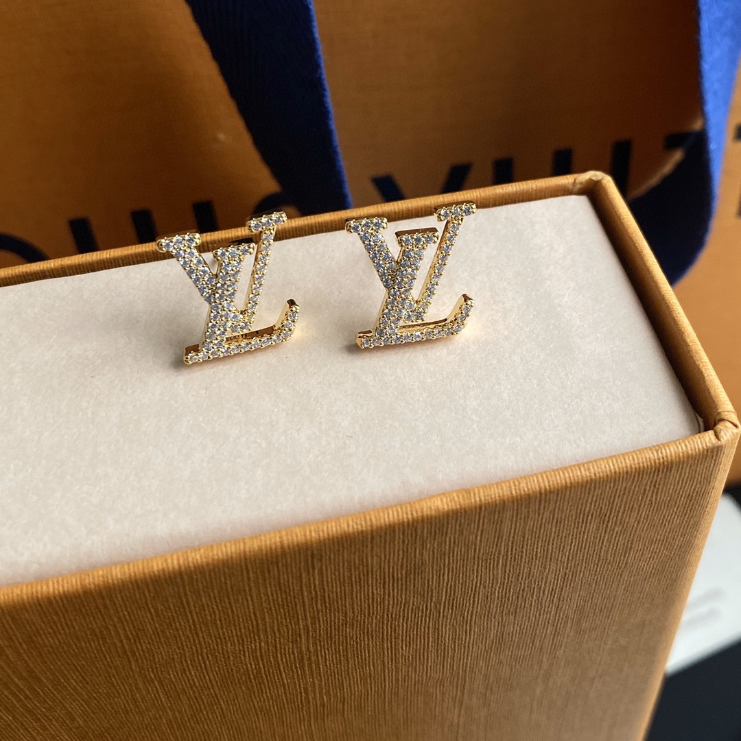 Louis Vuitton Earrings - DopestKickz