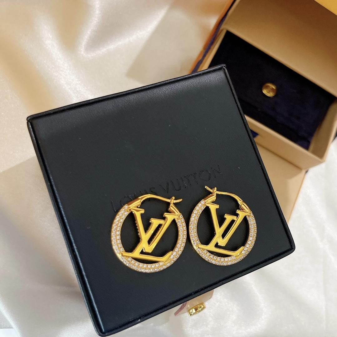 Louis Vuitton Earrings - DopestKickz