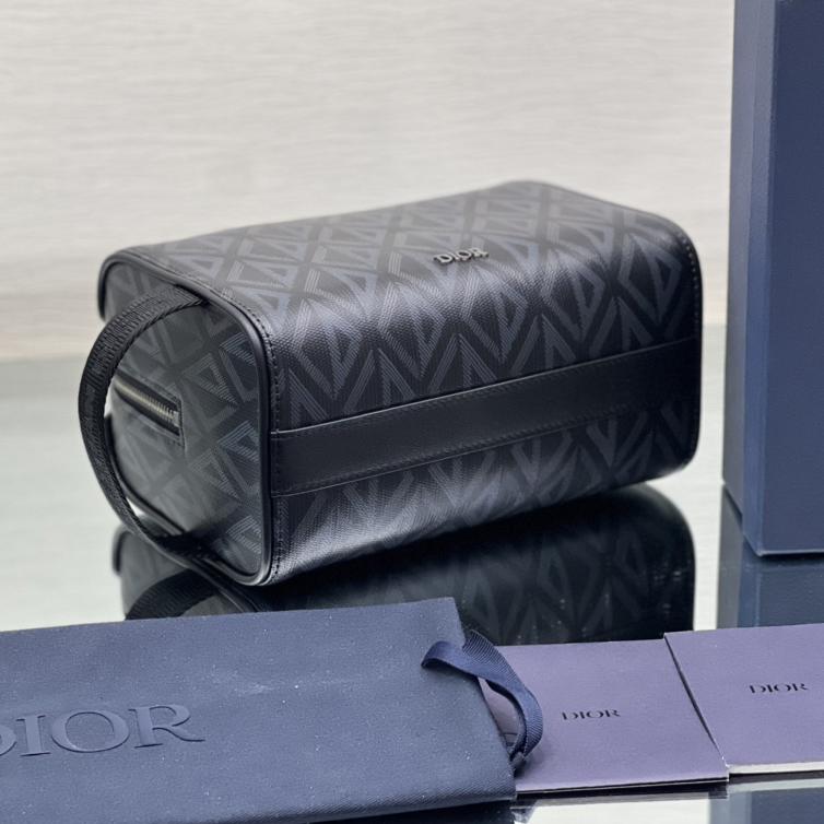 Dior Lingot Toiletry Case - DopestKickz