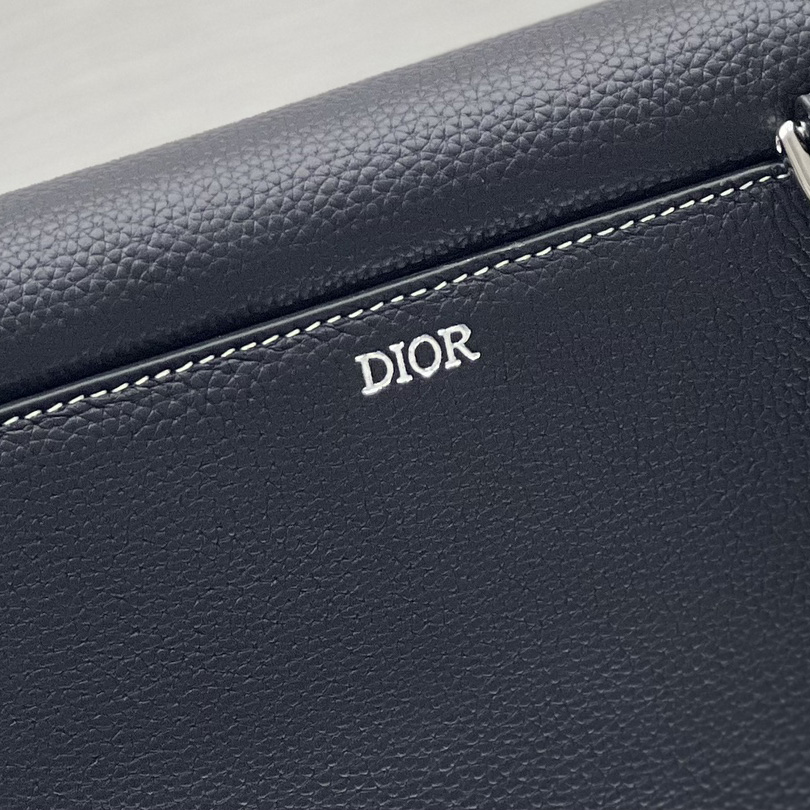 Dior Saddle Pouch - DopestKickz