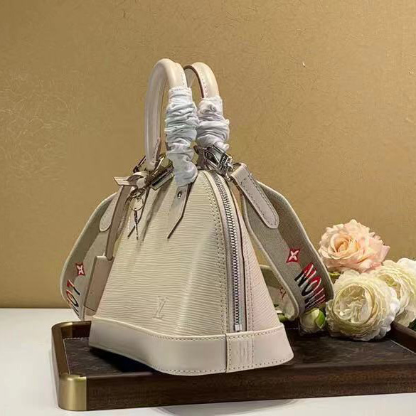 Louis Vuitton Alma BB Bag(23.5-17.5-11.5cm)     M58706 - DopestKickz