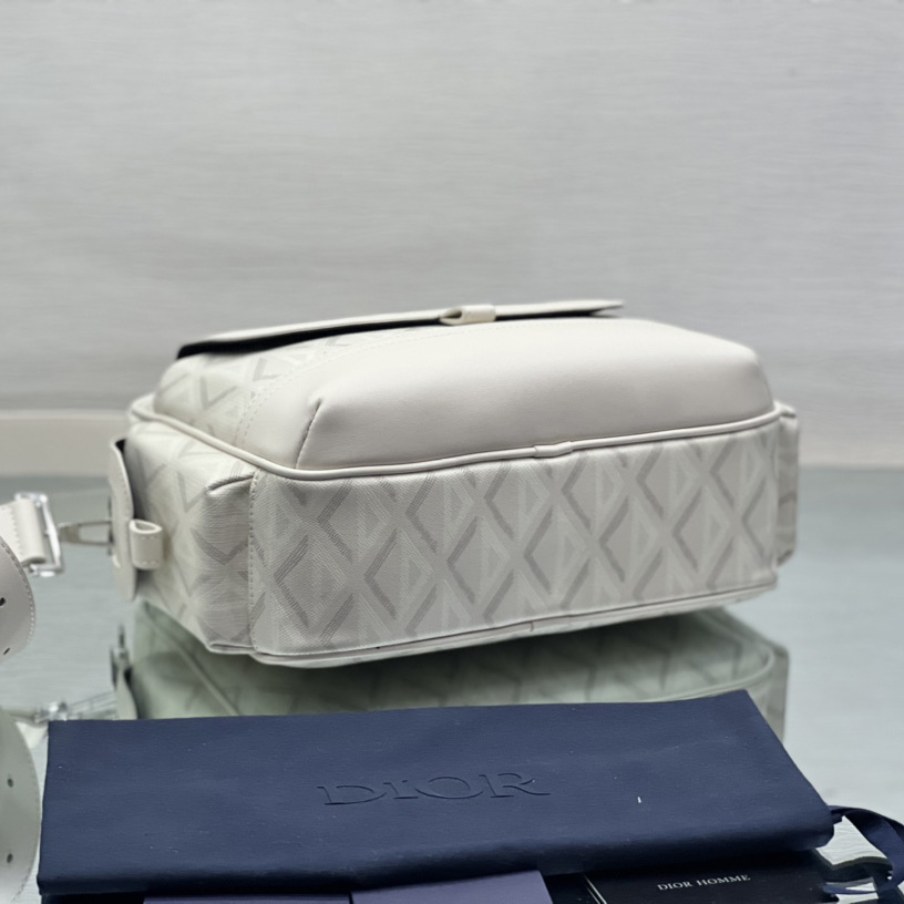 Dior Hit The Road Messenger Bag (26 x 21 x 8 cm) - DopestKickz