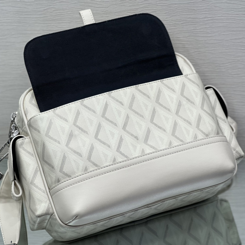 Dior Hit The Road Messenger Bag (26 x 21 x 8 cm) - DopestKickz