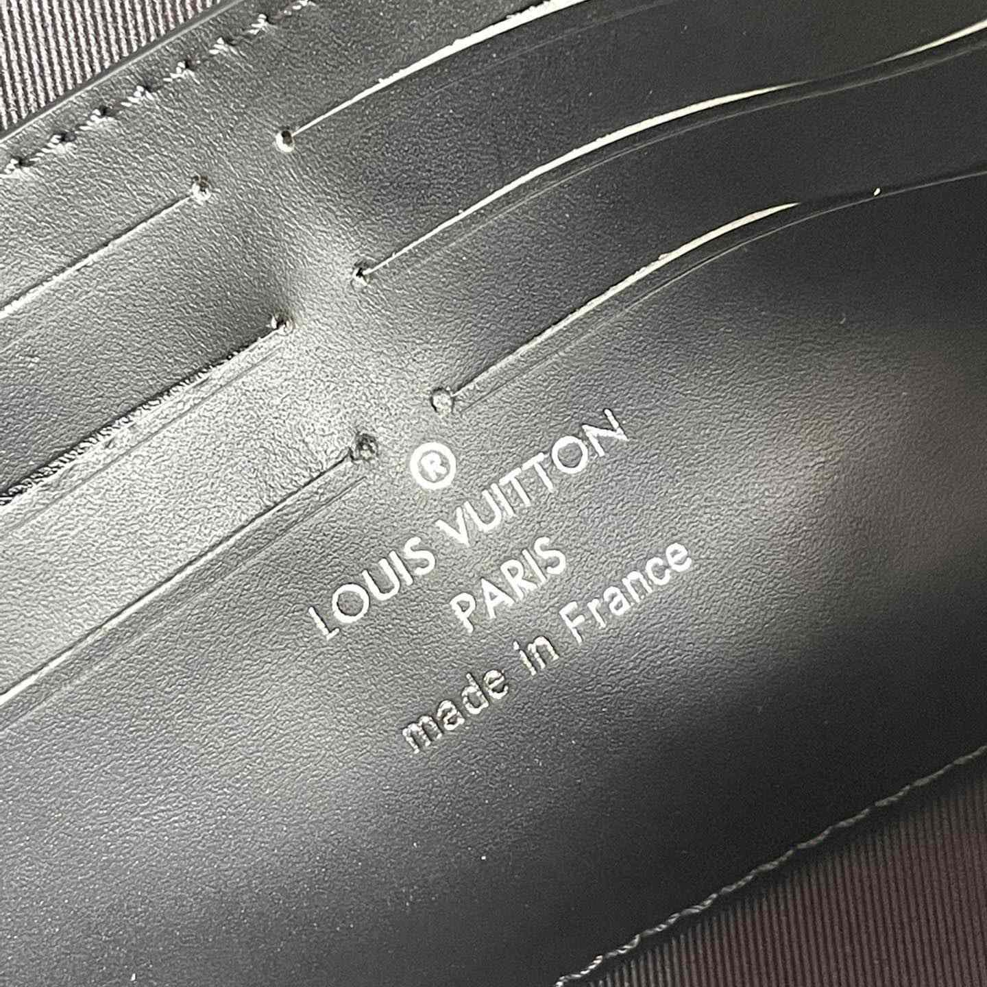 Louis Vuitton Soft Trunk Wallet(22.5 x 14.0 x 5.0cm) M80224 - DopestKickz