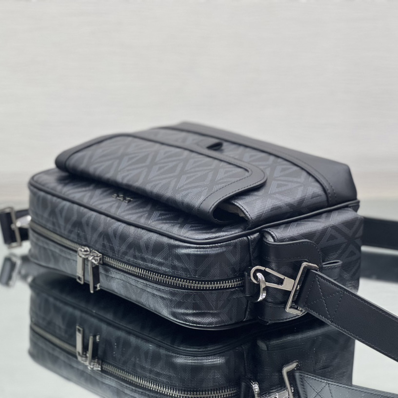 Dior Hit The Road Messenger Bag (26 x 21 x 8 cm) - DopestKickz