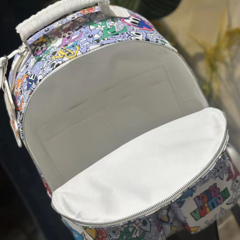Louis Vuitton Backpack Multipocket (30-40-15.5cm)   M21846 - DopestKickz
