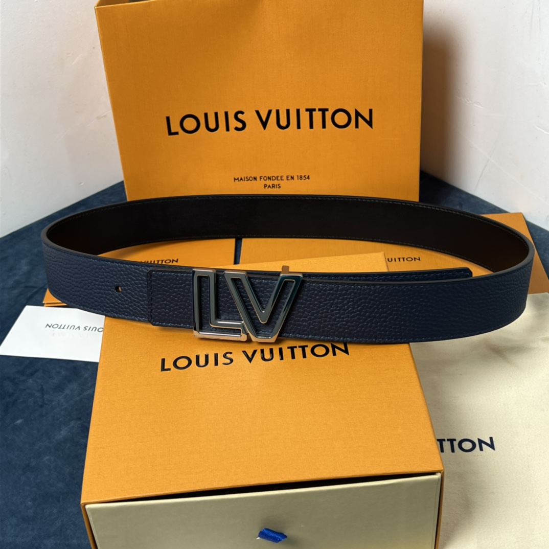 Louis Vuitton Reversible Belt  35mm - DopestKickz