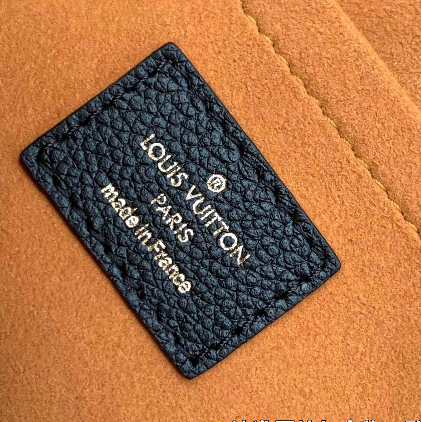 Louis Vuitton Alma BB Bag(25x18x12CM)     M44829  - DopestKickz