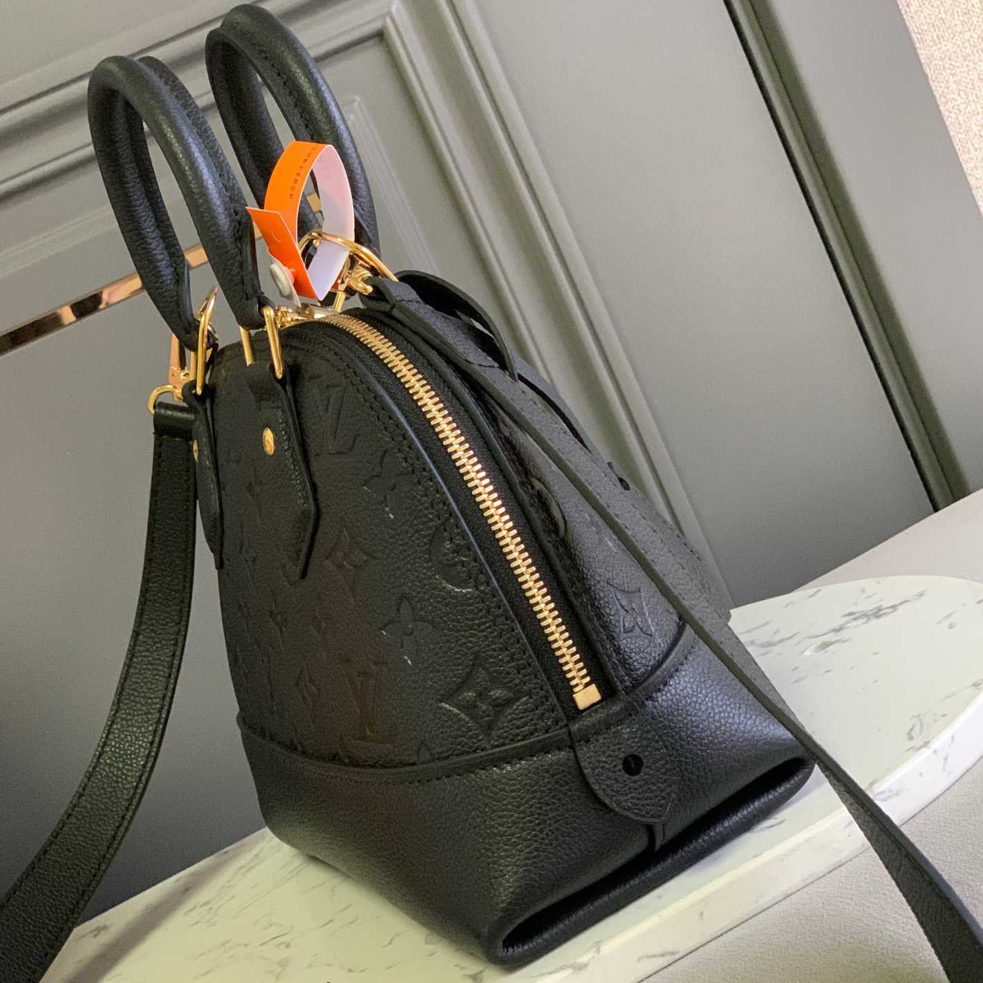 Louis Vuitton Alma BB Bag(25x18x12CM)     M44829  - DopestKickz