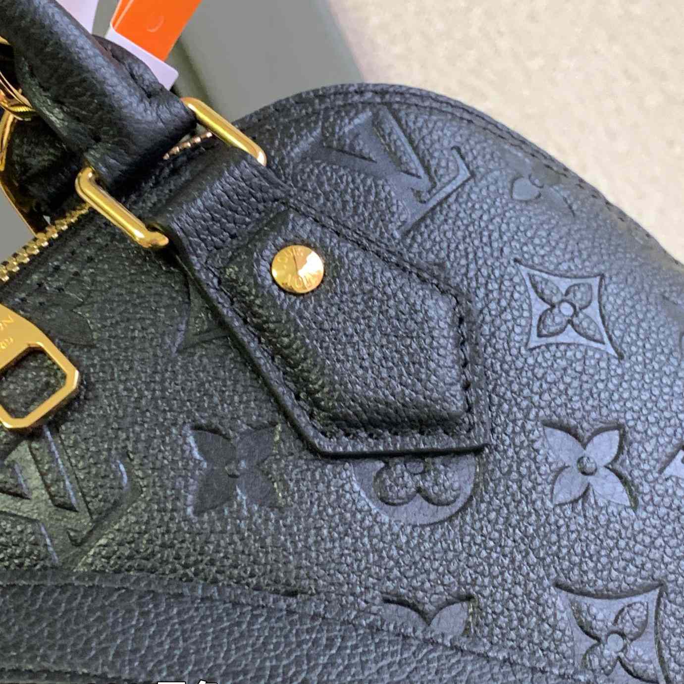 Louis Vuitton Alma BB Bag(25x18x12CM)     M44829  - DopestKickz