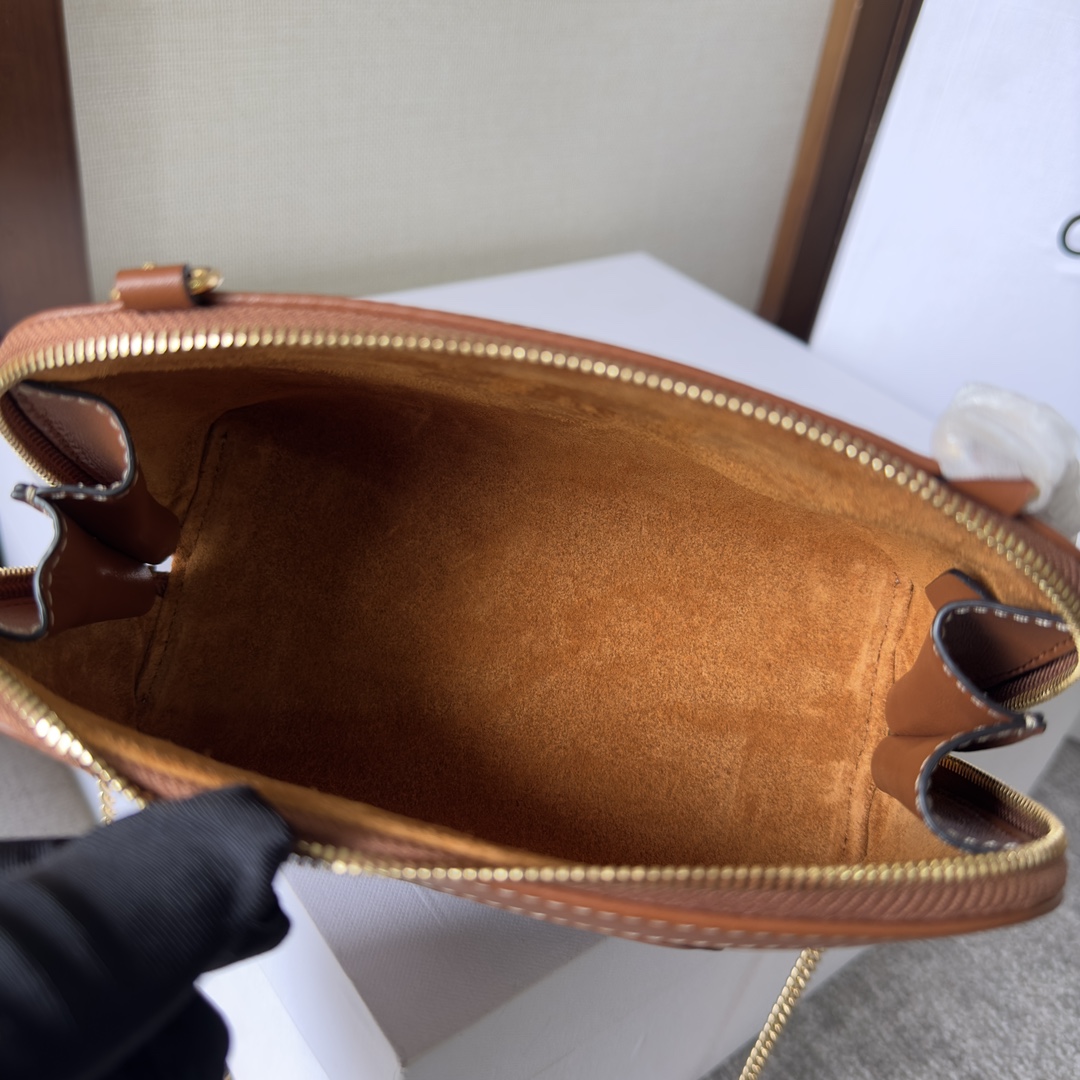 Celine Clutch On Chain Cuir Triomphe In Smooth Calfskin Tan - DopestKickz
