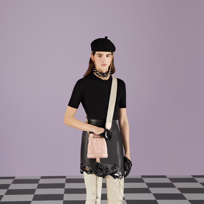 Gucci GG Matelassé Bucket Bag (17*20*10cm) - DopestKickz