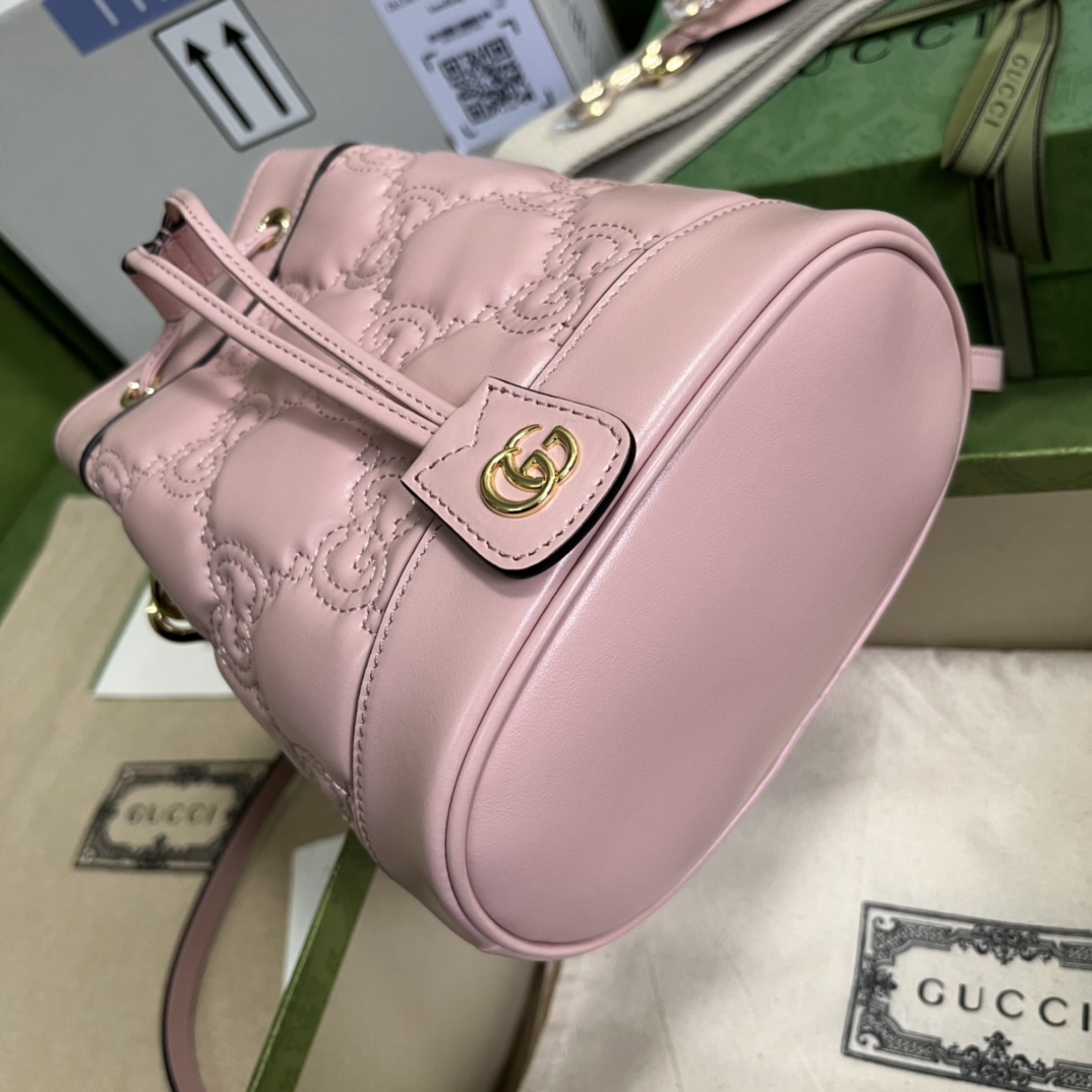 Gucci GG Matelassé Bucket Bag (17*20*10cm) - DopestKickz