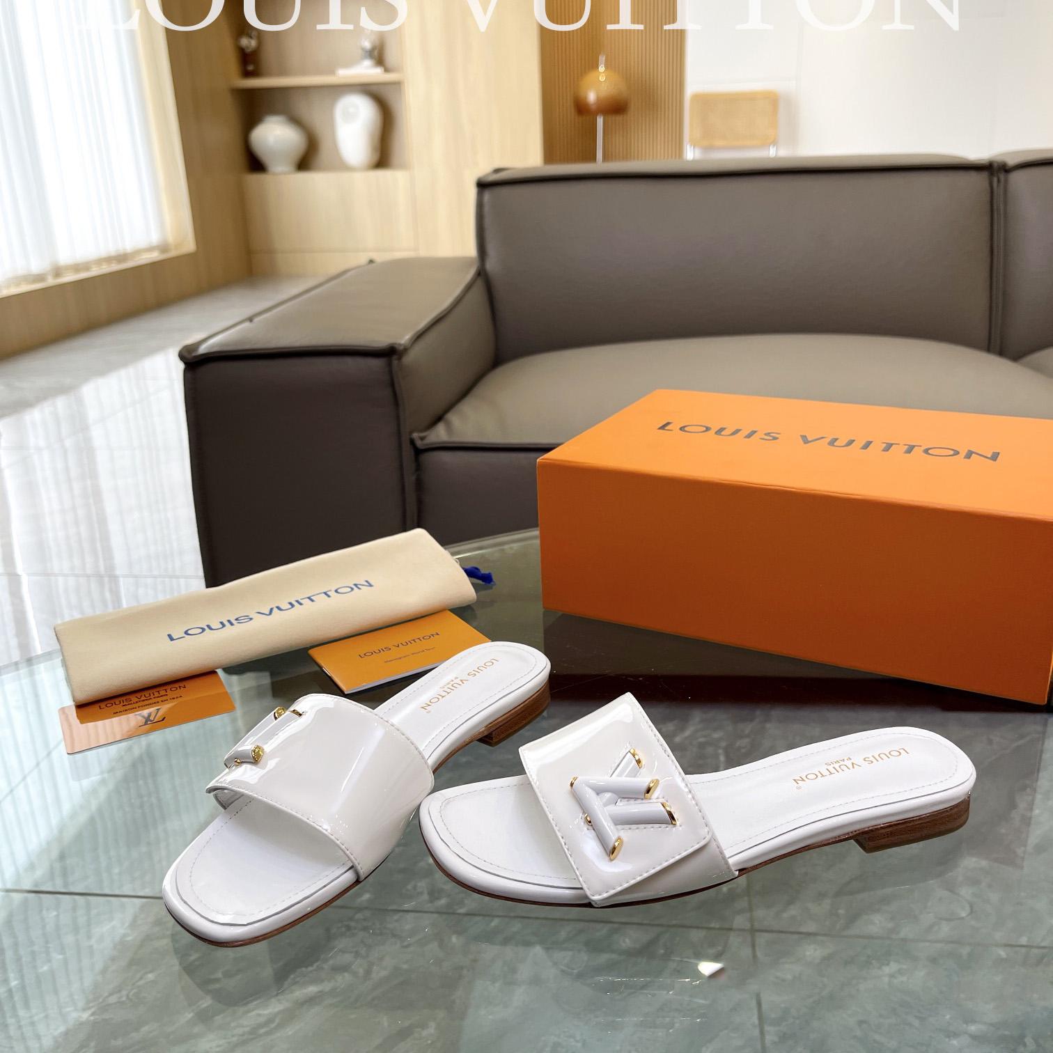 Louis Vuitton Shake Flat Mule       - DopestKickz