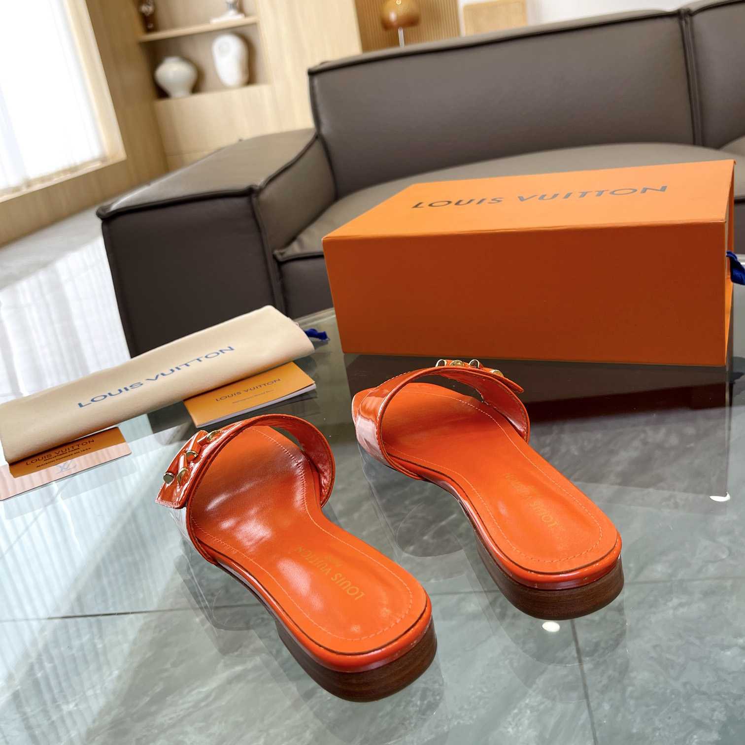 Louis Vuitton Shake Flat Mule       - DopestKickz