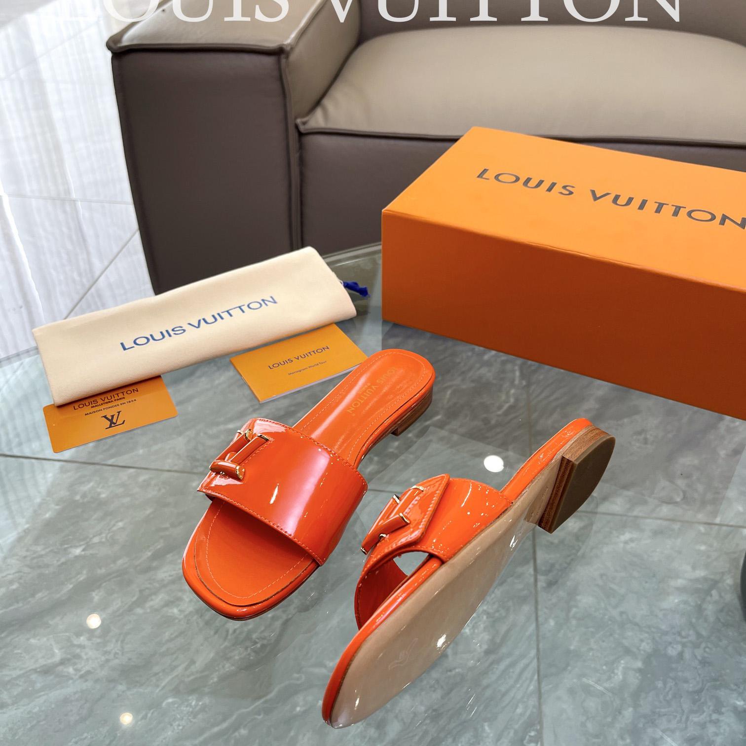 Louis Vuitton Shake Flat Mule       - DopestKickz
