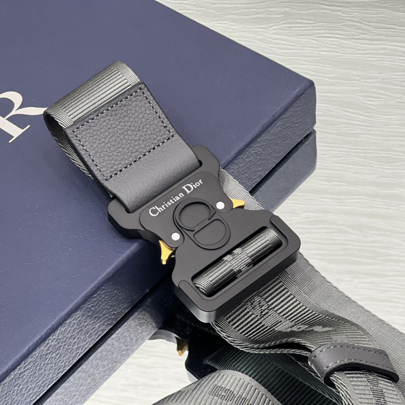 Dior Saddle Bag - DopestKickz