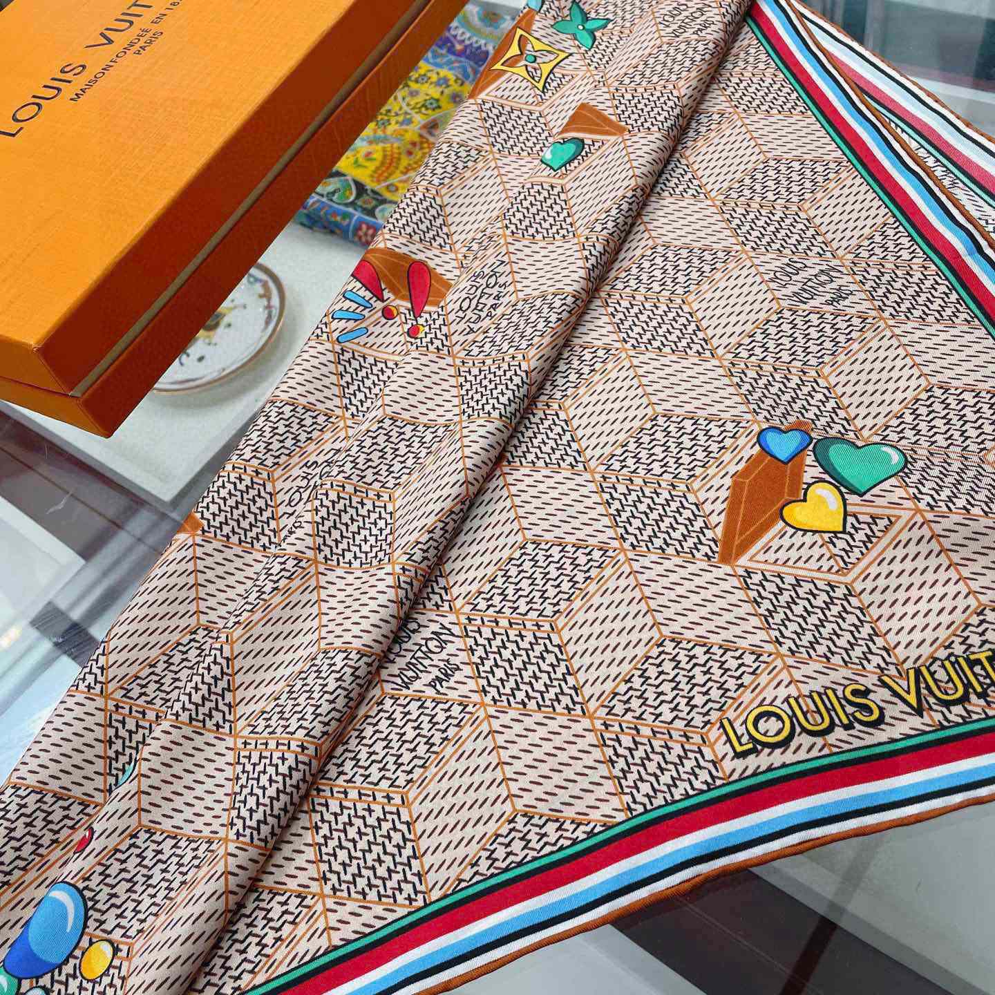 Louis Vuitton Damier Pop Up Square     M77668 - DopestKickz