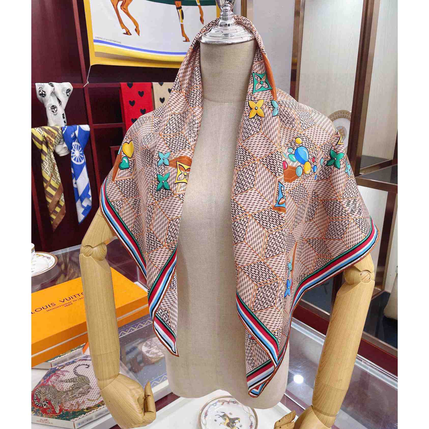 Louis Vuitton Damier Pop Up Square     M77668 - DopestKickz