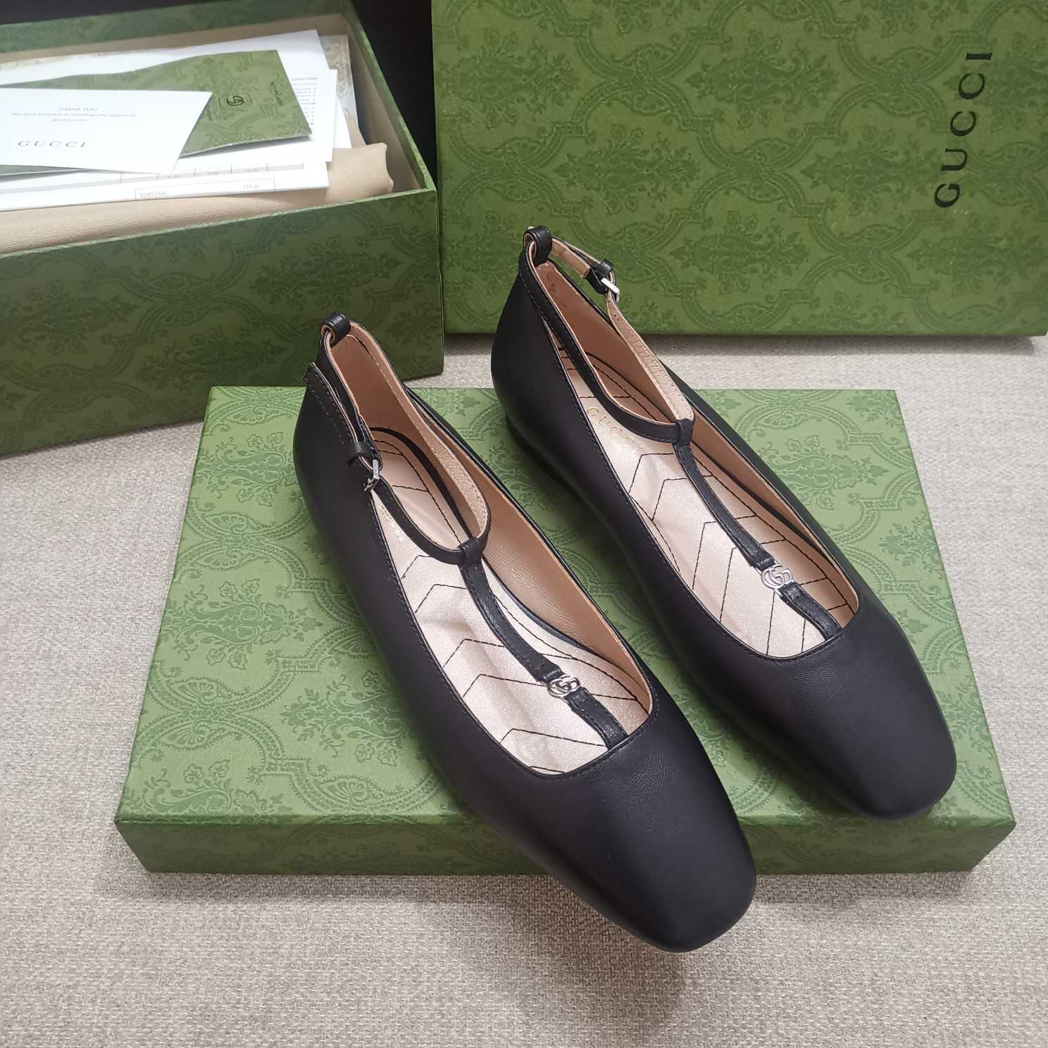 Gucci Women's Ballet Flat With Double G - DopestKickz