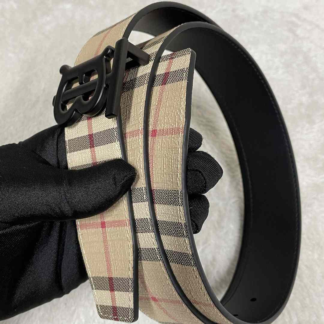 Burberry Check And Leather Reversible TB Belt - DopestKickz