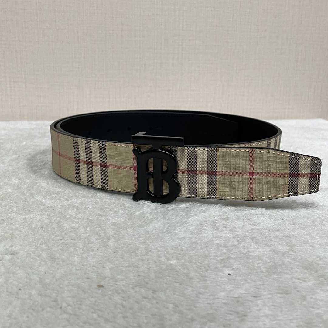 Burberry Check And Leather Reversible TB Belt - DopestKickz