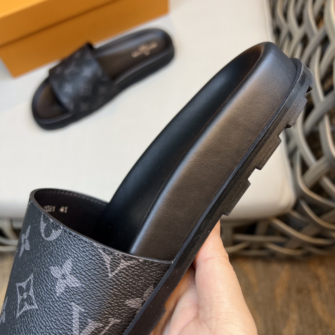 Louis Vuitton Monogram Sandals - DopestKickz