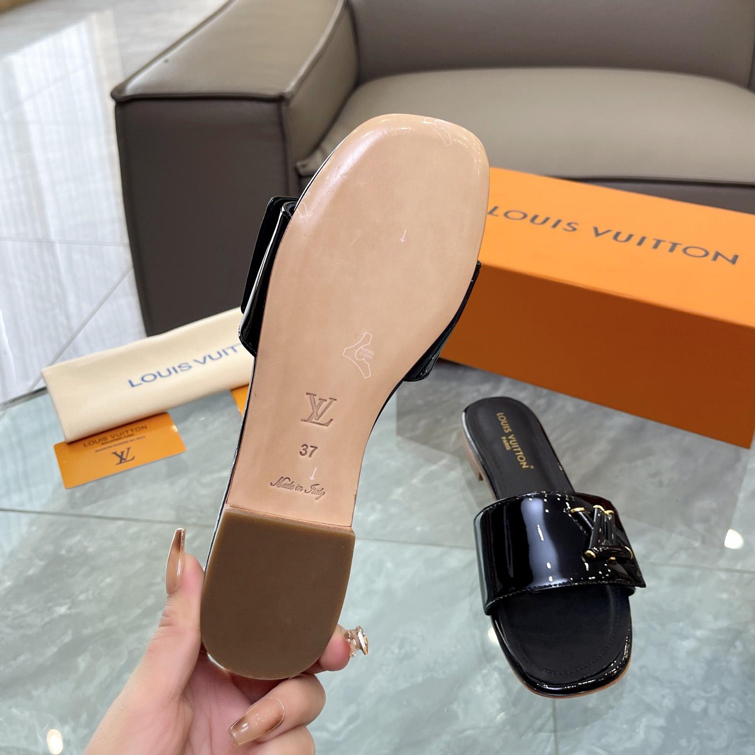 Louis Vuitton Shake Flat Mule       - DopestKickz