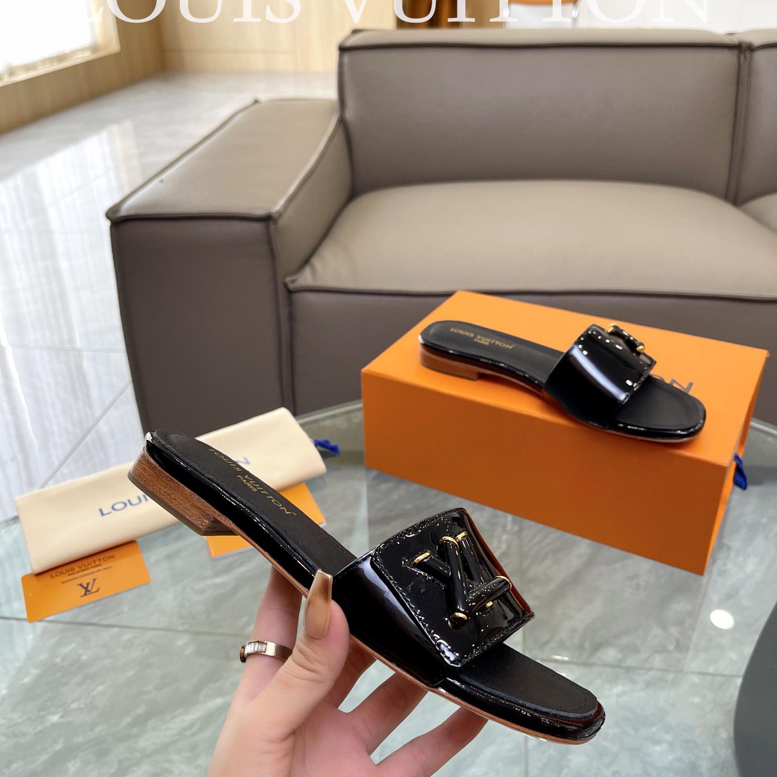 Louis Vuitton Shake Flat Mule       - DopestKickz