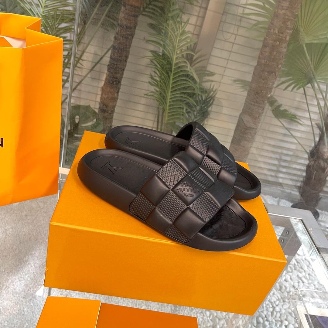 Louis Vuitton Waterfront Mules   1AAR8W - DopestKickz