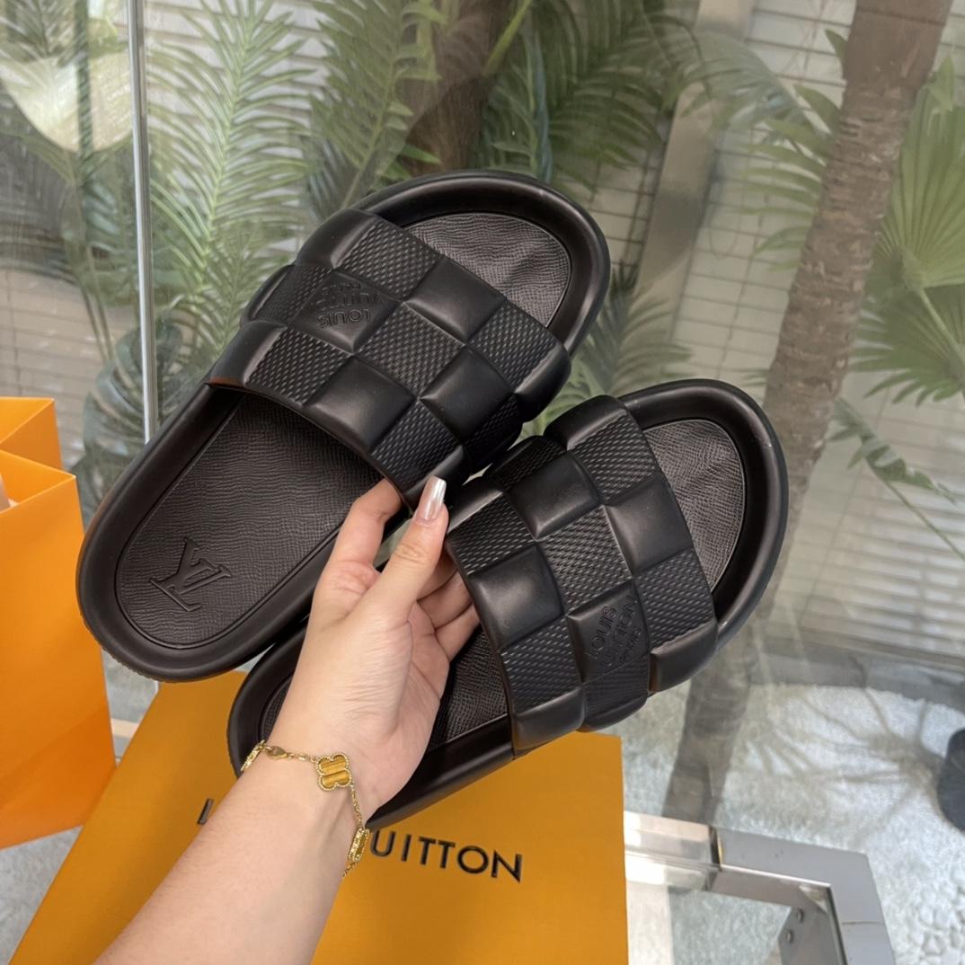 Louis Vuitton Waterfront Mules   1AAR8W - DopestKickz