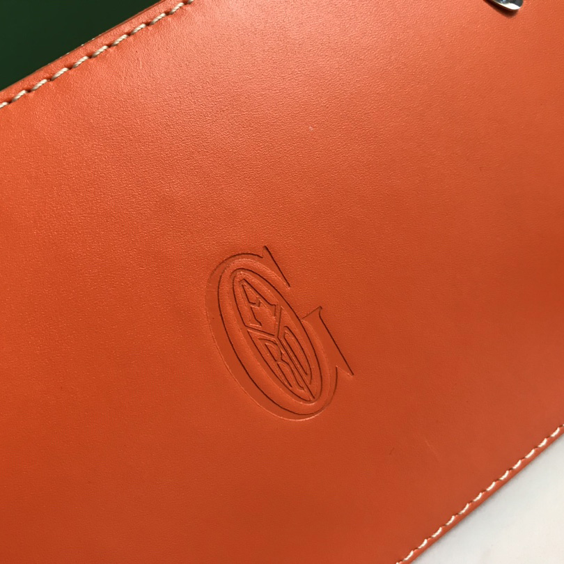 Goyard Saïgon PM Bag - DopestKickz