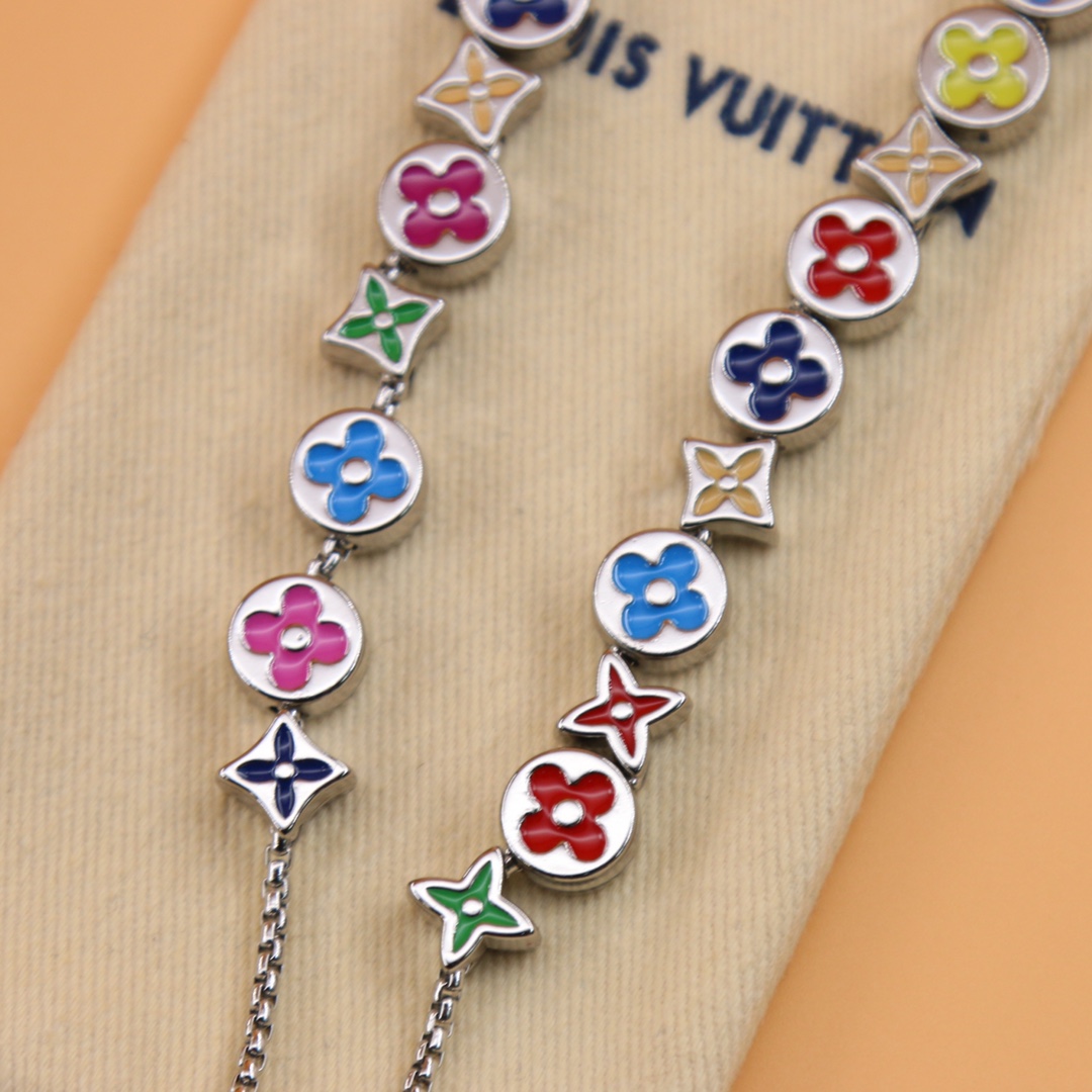 Louis Vuitton Monogram Party Necklace   MP3281 - DopestKickz