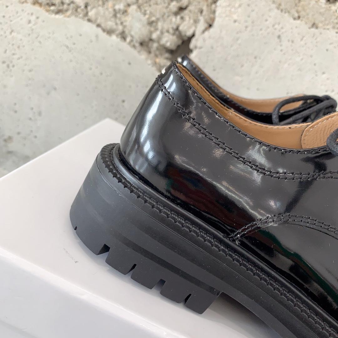 Maison Margiela Tabi Lace-Ups Loafers - DopestKickz