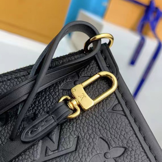 Louis Vuitton CarryAll MM (39-30-15cm)    M46289 - DopestKickz