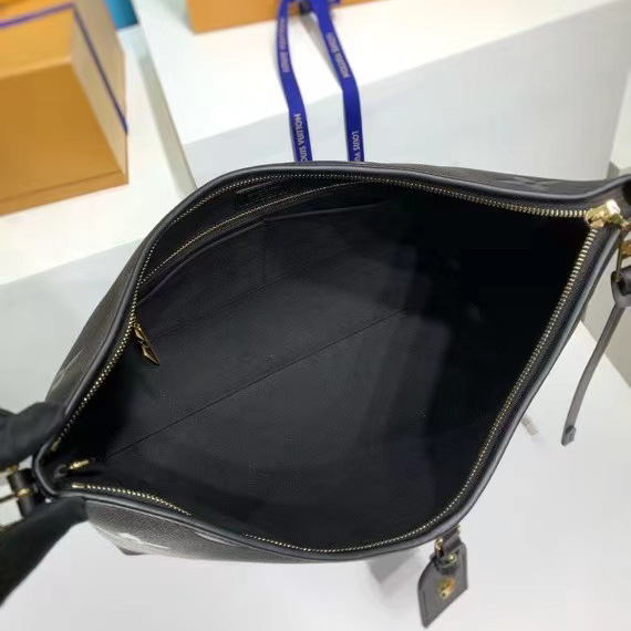 Louis Vuitton CarryAll MM (39-30-15cm)    M46289 - DopestKickz