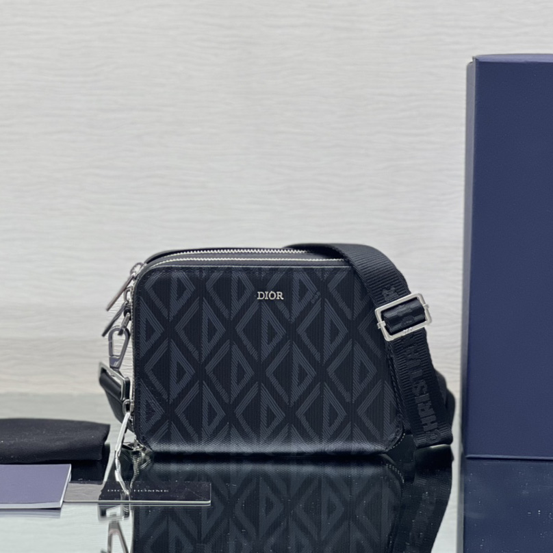 Dior Pouch With Strap - DopestKickz