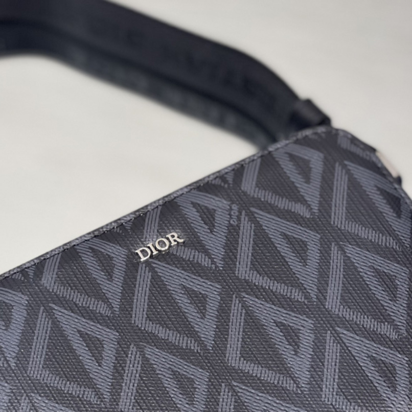 Dior Pouch With Strap - DopestKickz