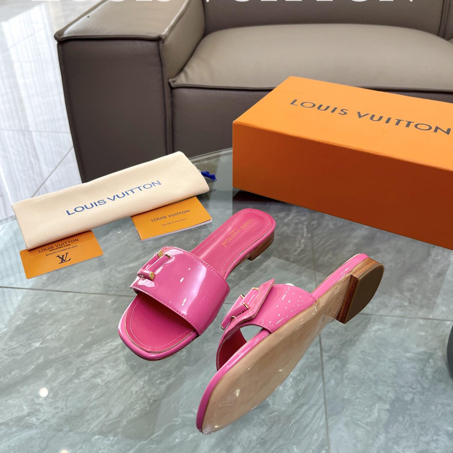 Louis Vuitton Shake Flat Mule       - DopestKickz