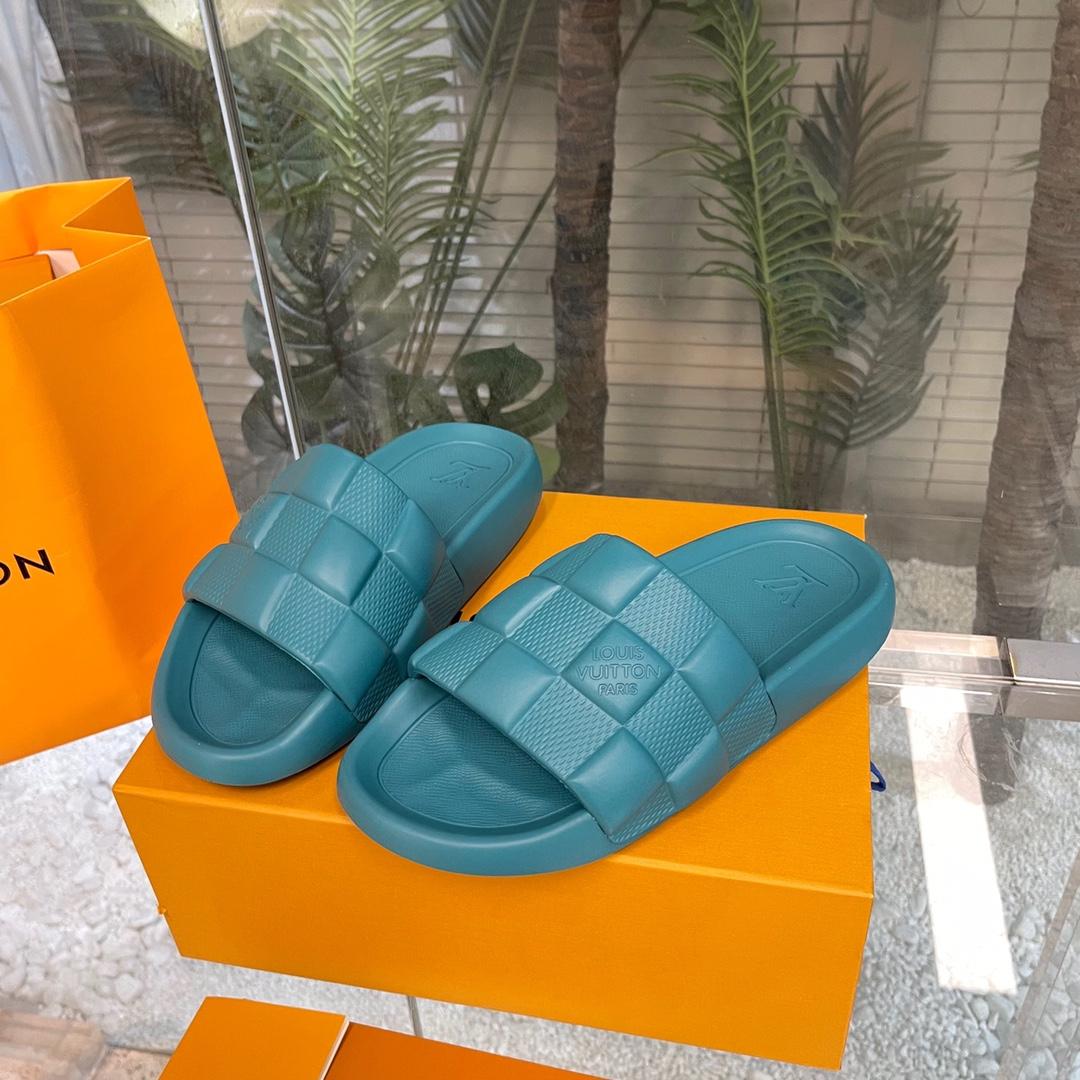 Louis Vuitton Waterfront Mules   1AAR9D - DopestKickz
