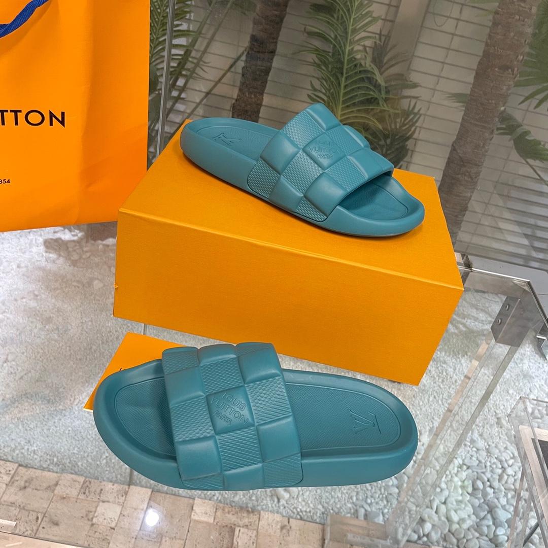 Louis Vuitton Waterfront Mules   1AAR9D - DopestKickz
